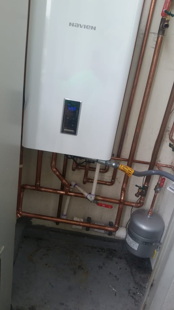 Tankless Water Heater Installation in Tampa, FL by 5Star Plumbing Community